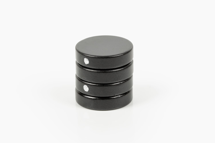 https://hyab.com/uploads/img/Produkter/1-54 Magneter/43 Neodym Cyl/43-0424-10/43-0424_1.jpg